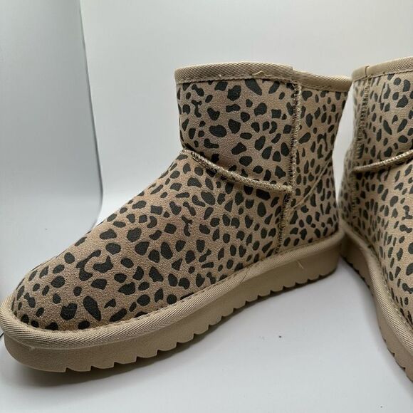 CUSHIONAIRE Women’s Cozy Boot 7.5 SPOTTED TAN - Picture 7 of 7